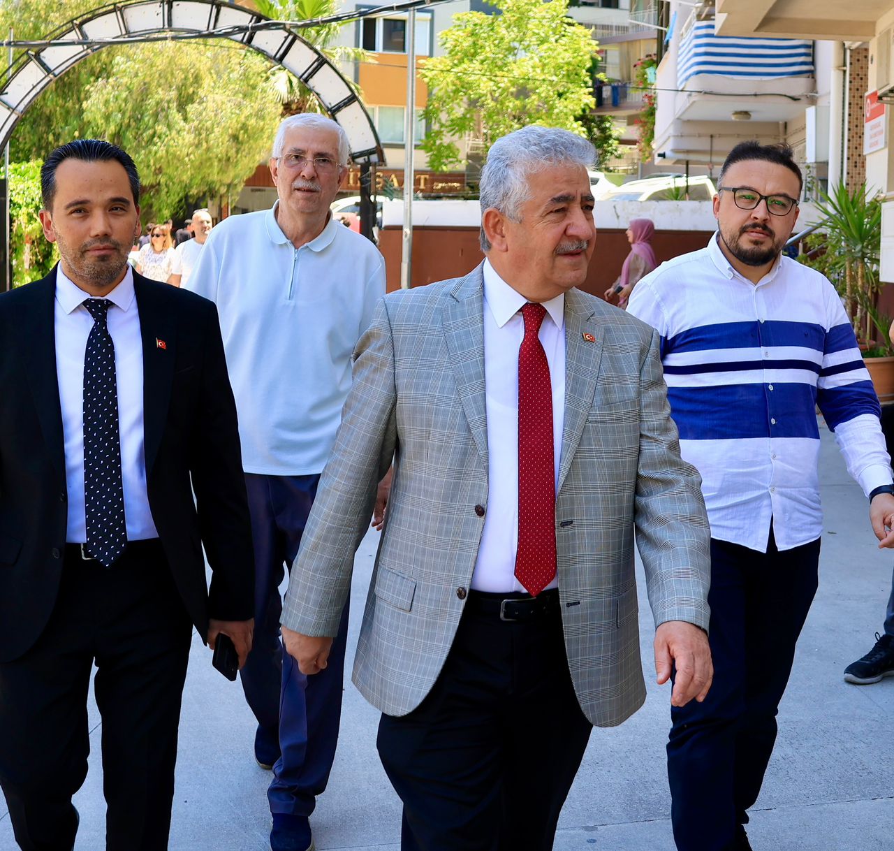 İzmir İl Müftüsü Dr. Mevlüt Haliloğlu’ndan Kestanepazarına Ziyaret
